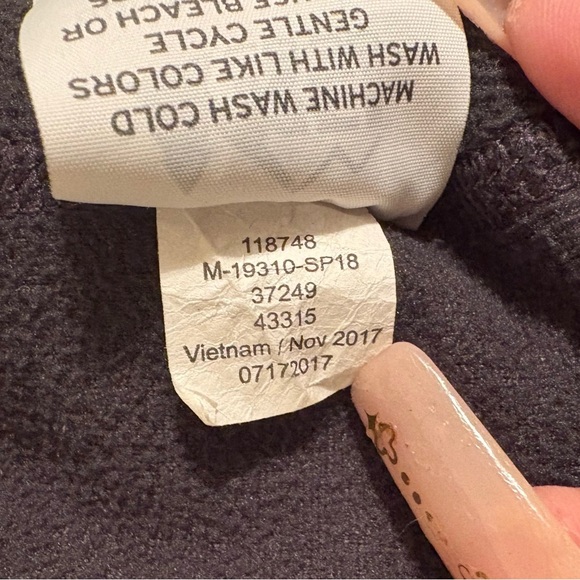 REI Co-op Black Fleece Zip Up Jacket size Medium - Picture 9 of 10